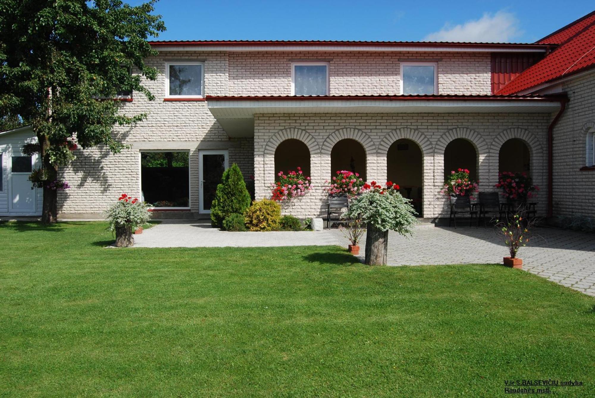 Stasio Balseviciaus Homestead Raudonė Εξωτερικό φωτογραφία